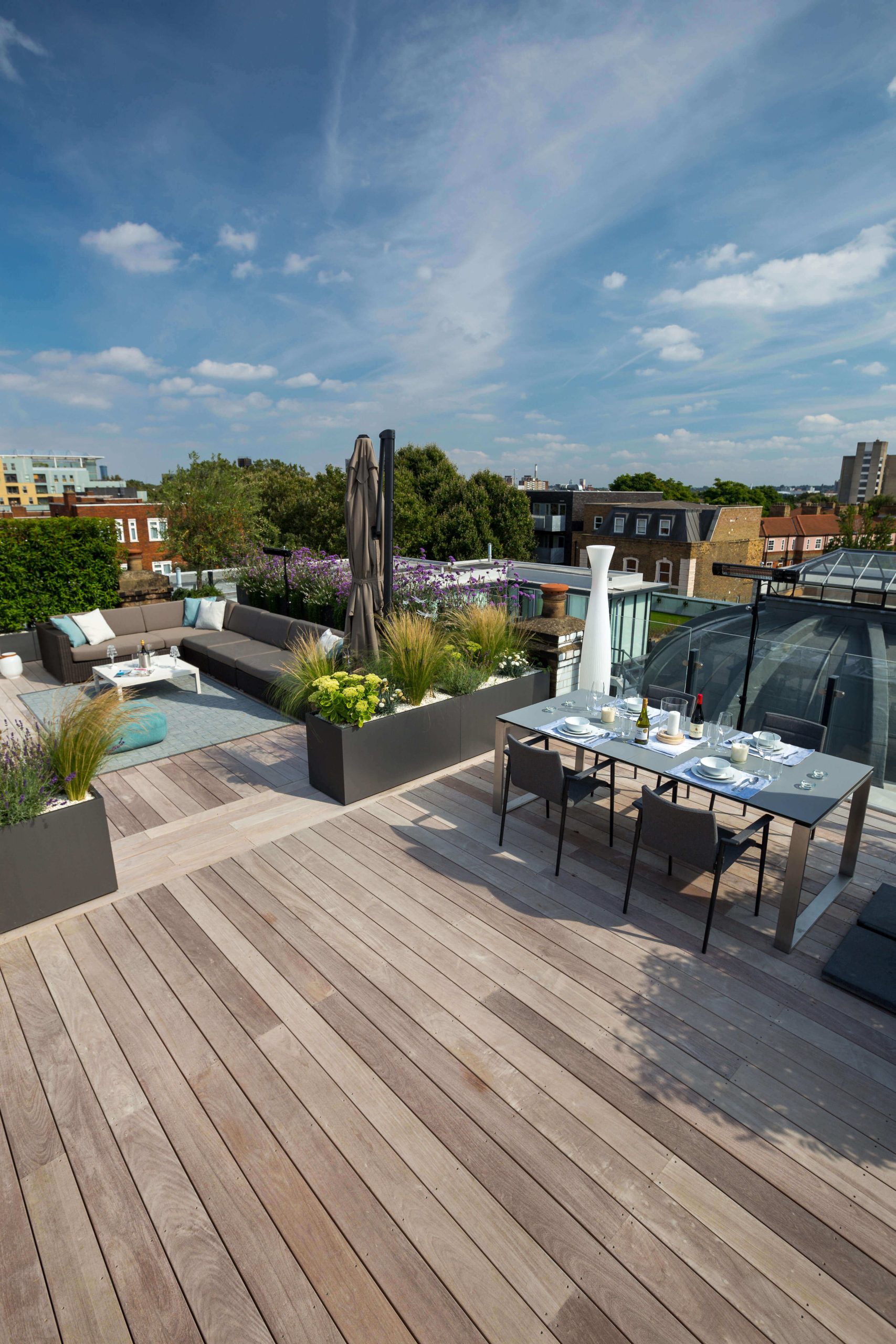 Roof Terrace Garden Builders Surbiton KT6/KT5
